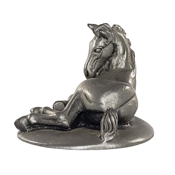 Hudson Pewter USA Foal Baby Horse Lying Down Miniature Figurine 2717 - Picture 2 of 5